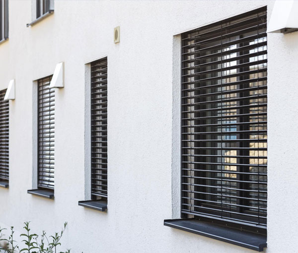 Brises soleil orientables