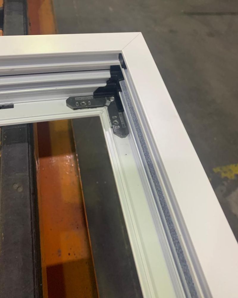 atelier de fabrication porte et fenetre 95